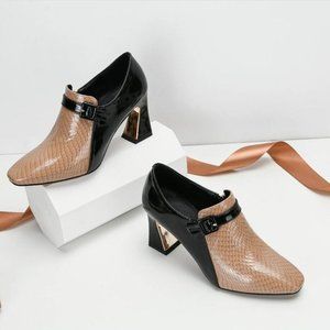 TinaCus Women's Genuine Leather Round Toe Handmade Buckle Side Zipper A034